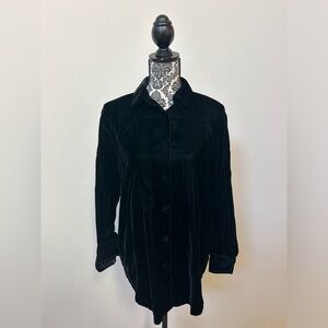 Lucia Lukker Broomskirts Elegant Black Velvet Women's Button Down Top